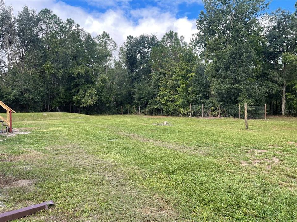 合同活跃: $289,900 (3 贝兹, 2 浴室, 1620 平方英尺)