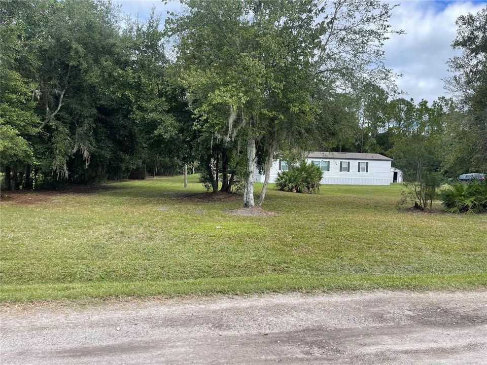 合同活跃: $289,900 (3 贝兹, 2 浴室, 1620 平方英尺)