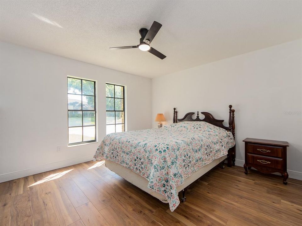 For Sale: $889,900 (4 beds, 3 baths, 3359 Square Feet)