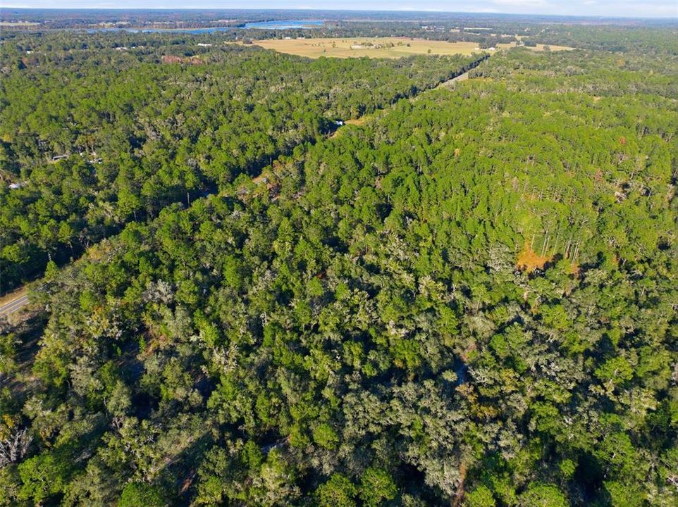 На продажу: $25,300 (0.48 acres)