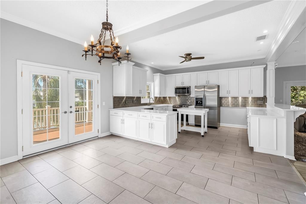 En Venta: $2,850,000 (5 camas, 4 baños, 4456 Pies cuadrados)