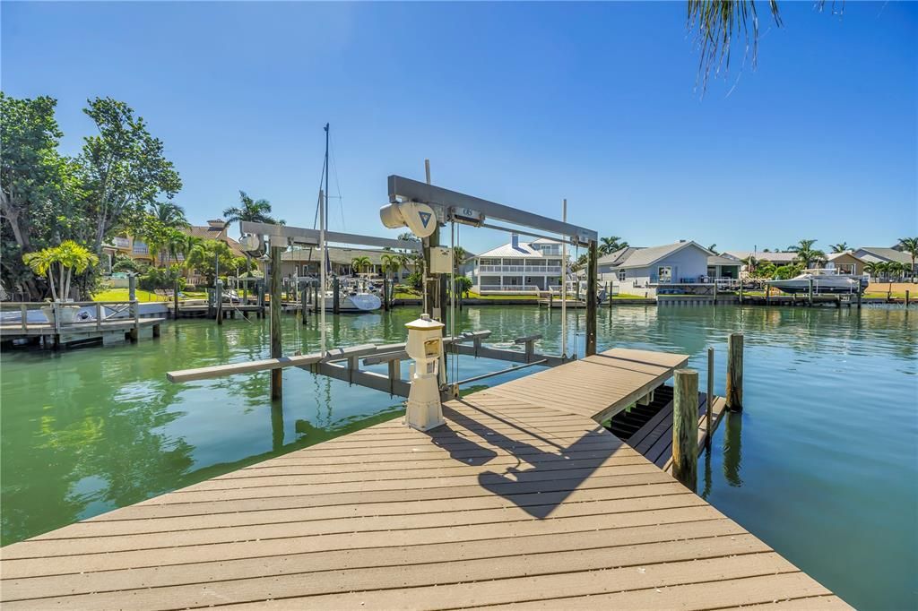 En Venta: $2,850,000 (5 camas, 4 baños, 4456 Pies cuadrados)