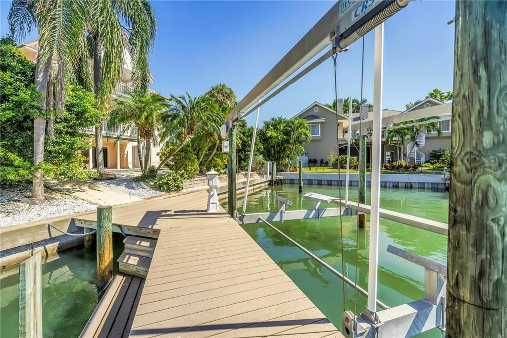 En Venta: $2,850,000 (5 camas, 4 baños, 4456 Pies cuadrados)