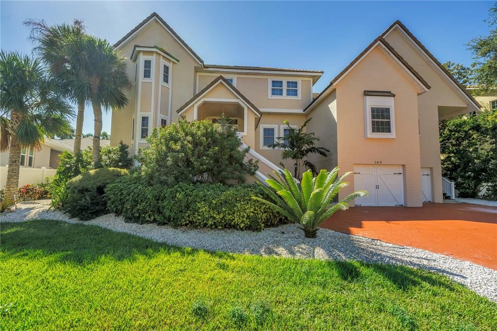 En Venta: $2,850,000 (5 camas, 4 baños, 4456 Pies cuadrados)