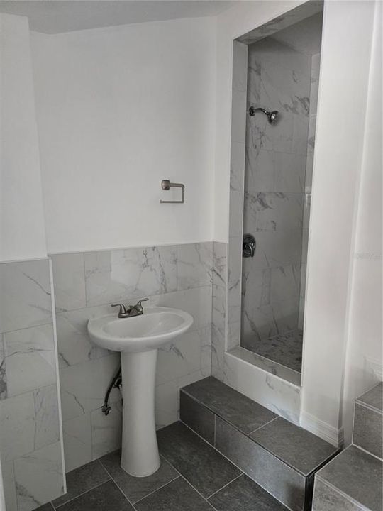 En Venta: $2,850,000 (5 camas, 4 baños, 4456 Pies cuadrados)