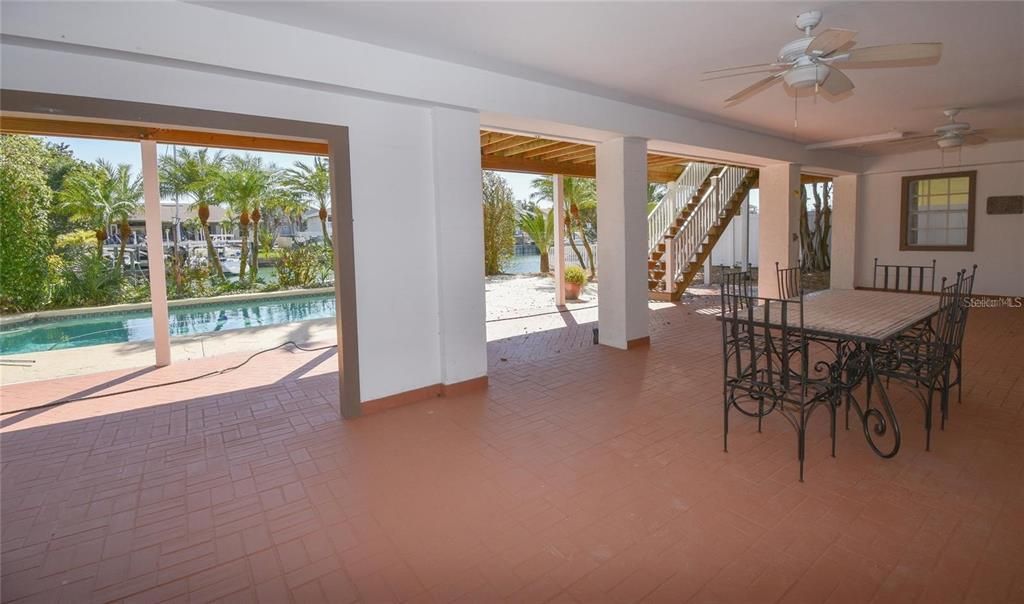 En Venta: $2,850,000 (5 camas, 4 baños, 4456 Pies cuadrados)