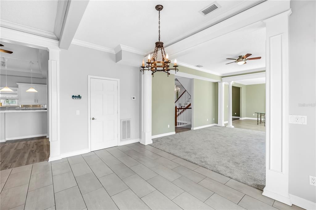 En Venta: $2,850,000 (5 camas, 4 baños, 4456 Pies cuadrados)