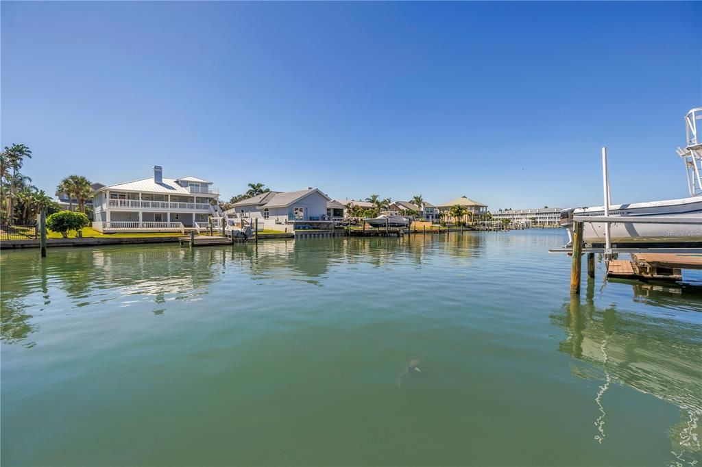 En Venta: $2,850,000 (5 camas, 4 baños, 4456 Pies cuadrados)