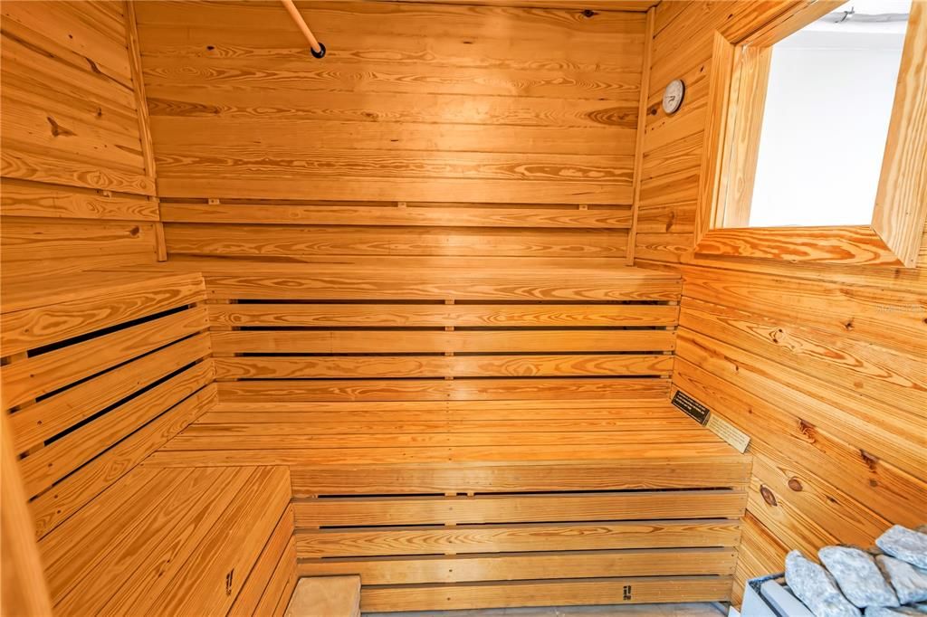 En Venta: $2,850,000 (5 camas, 4 baños, 4456 Pies cuadrados)