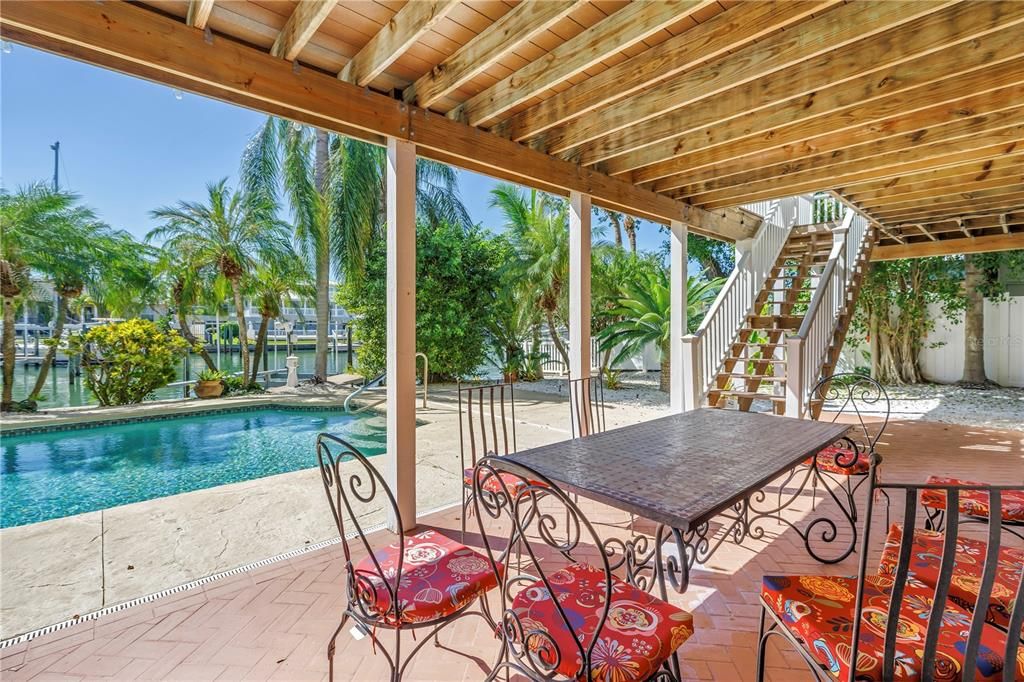 En Venta: $2,850,000 (5 camas, 4 baños, 4456 Pies cuadrados)