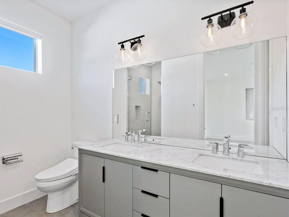 En Venta: $3,450,000 (4 camas, 5 baños, 3744 Pies cuadrados)