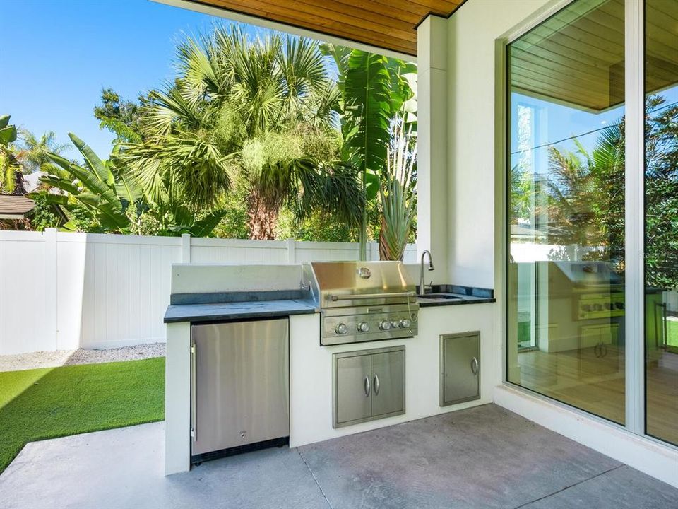 En Venta: $3,450,000 (4 camas, 5 baños, 3744 Pies cuadrados)