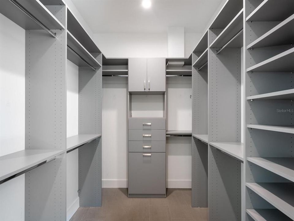 En Venta: $3,450,000 (4 camas, 5 baños, 3744 Pies cuadrados)