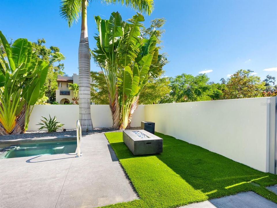 En Venta: $3,450,000 (4 camas, 5 baños, 3744 Pies cuadrados)