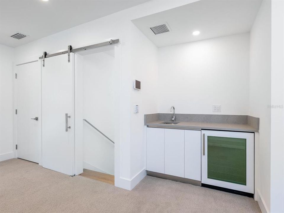 En Venta: $3,450,000 (4 camas, 5 baños, 3744 Pies cuadrados)