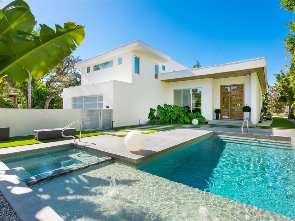 En Venta: $3,450,000 (4 camas, 5 baños, 3744 Pies cuadrados)