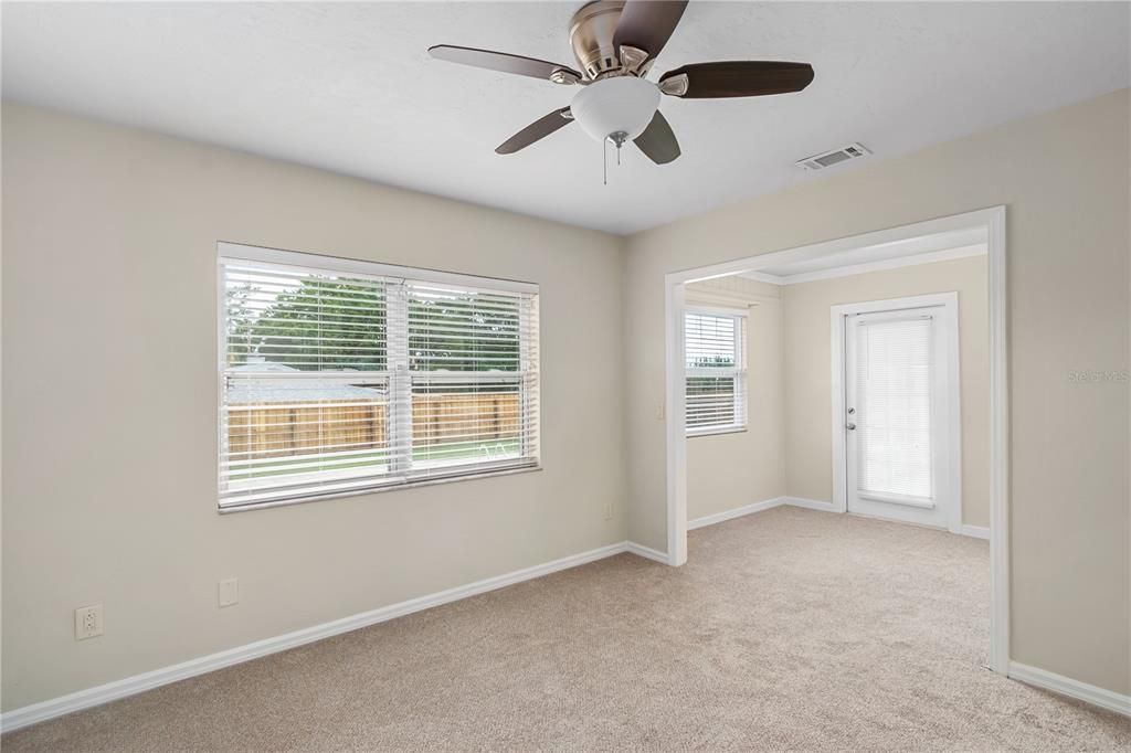 Active With Contract: $399,900 (3 beds, 2 baths, 1943 Square Feet)