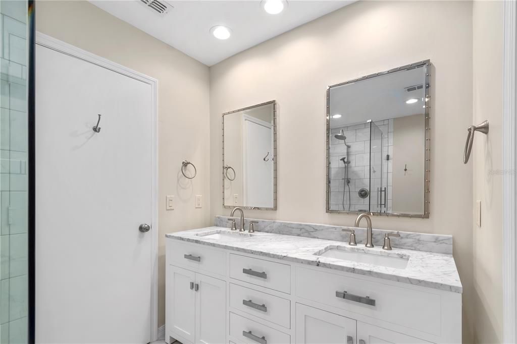 Active With Contract: $399,900 (3 beds, 2 baths, 1943 Square Feet)