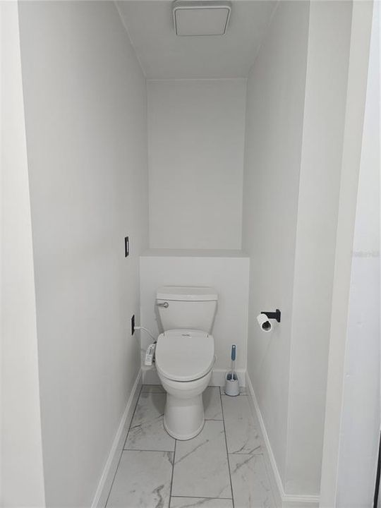 Active With Contract: $399,900 (4 beds, 2 baths, 2373 Square Feet)