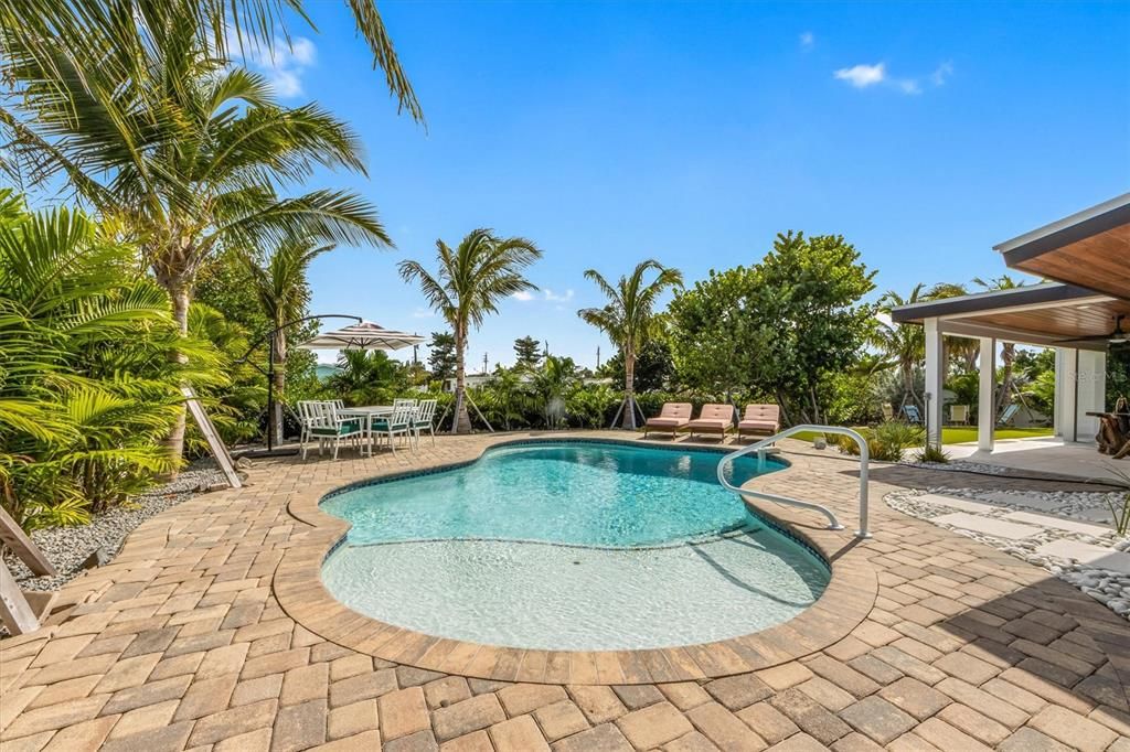 待售: $1,895,000 (3 贝兹, 3 浴室, 2557 平方英尺)