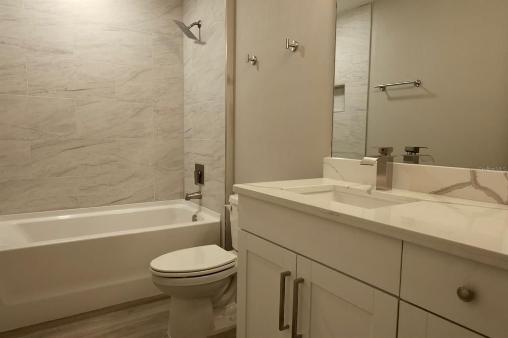 В аренду: $2,250 (3 спален, 2 ванн, 1448 Квадратных фут)