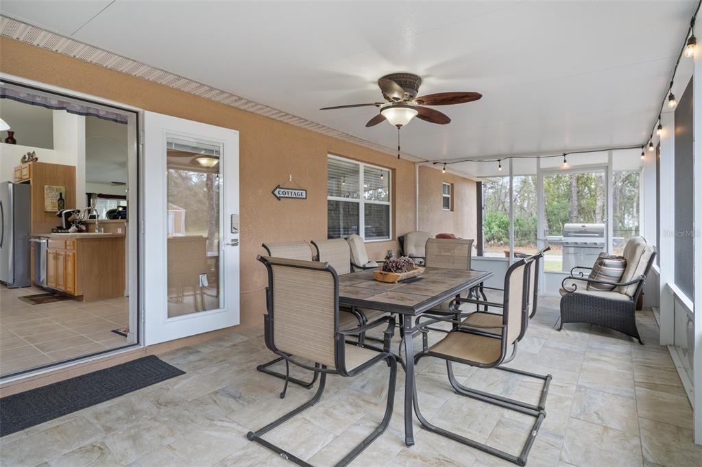 На продажу: $465,000 (3 спален, 2 ванн, 1955 Квадратных фут)