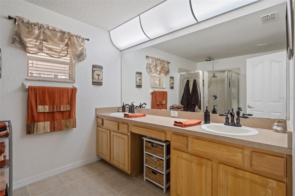 На продажу: $465,000 (3 спален, 2 ванн, 1955 Квадратных фут)