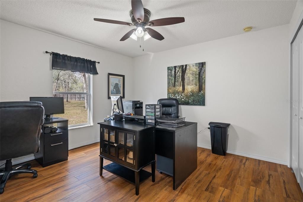 На продажу: $465,000 (3 спален, 2 ванн, 1955 Квадратных фут)