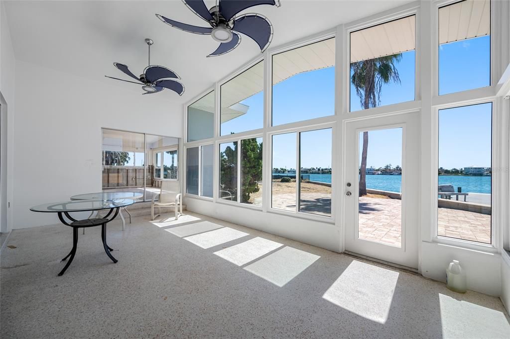 Active With Contract: $1,100,000 (3 beds, 3 baths, 1806 Square Feet)