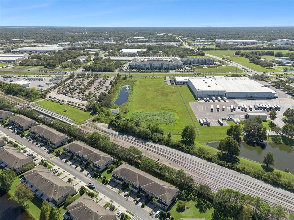 For Sale: $290,000 (3 beds, 3 baths, 1642 Square Feet)