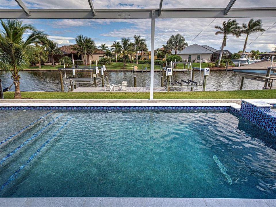 Activo con contrato: $885,000 (4 camas, 3 baños, 2104 Pies cuadrados)