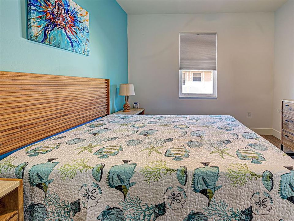 Activo con contrato: $885,000 (4 camas, 3 baños, 2104 Pies cuadrados)