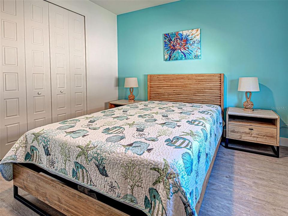 Activo con contrato: $885,000 (4 camas, 3 baños, 2104 Pies cuadrados)