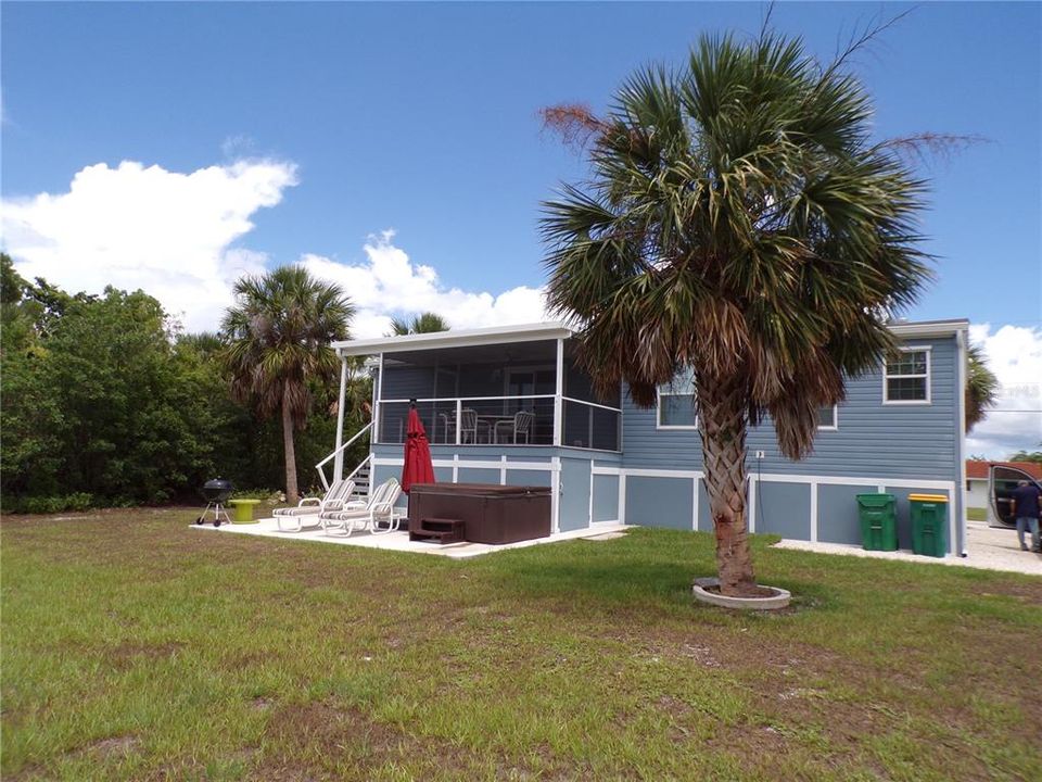 For Rent: $1,900 (3 beds, 2 baths, 1296 Square Feet)