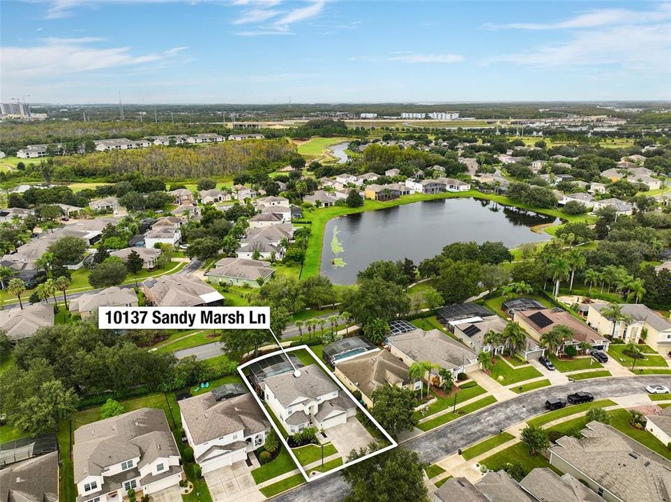 Под контрактом: $765,000 (5 спален, 3 ванн, 2946 Квадратных фут)