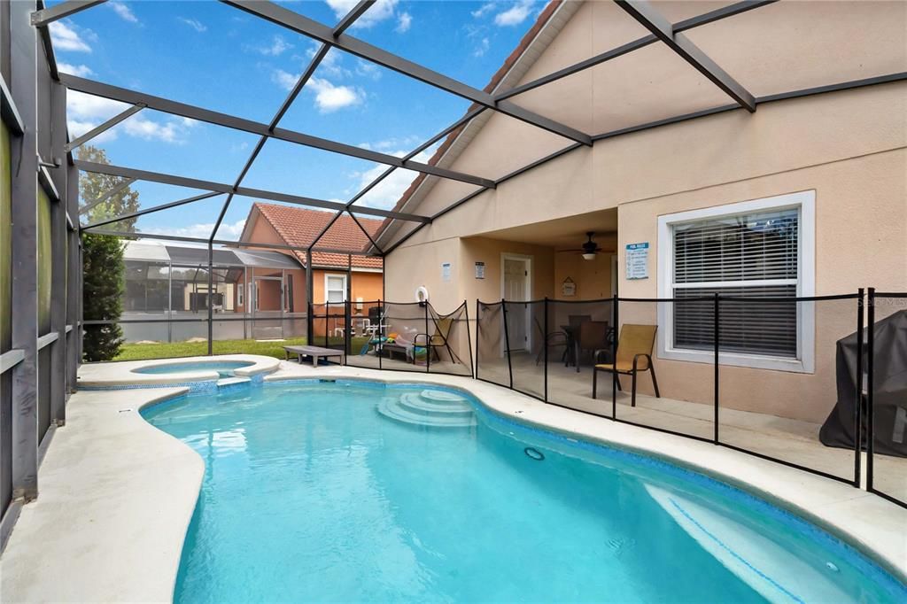 For Sale: $419,000 (4 beds, 2 baths, 1477 Square Feet)