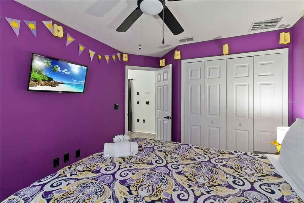 For Sale: $419,000 (4 beds, 2 baths, 1477 Square Feet)