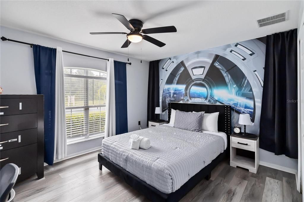 For Sale: $419,000 (4 beds, 2 baths, 1477 Square Feet)