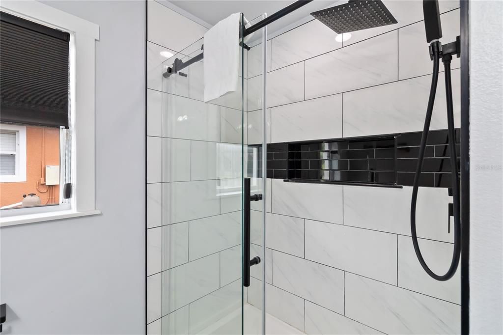 For Sale: $419,000 (4 beds, 2 baths, 1477 Square Feet)