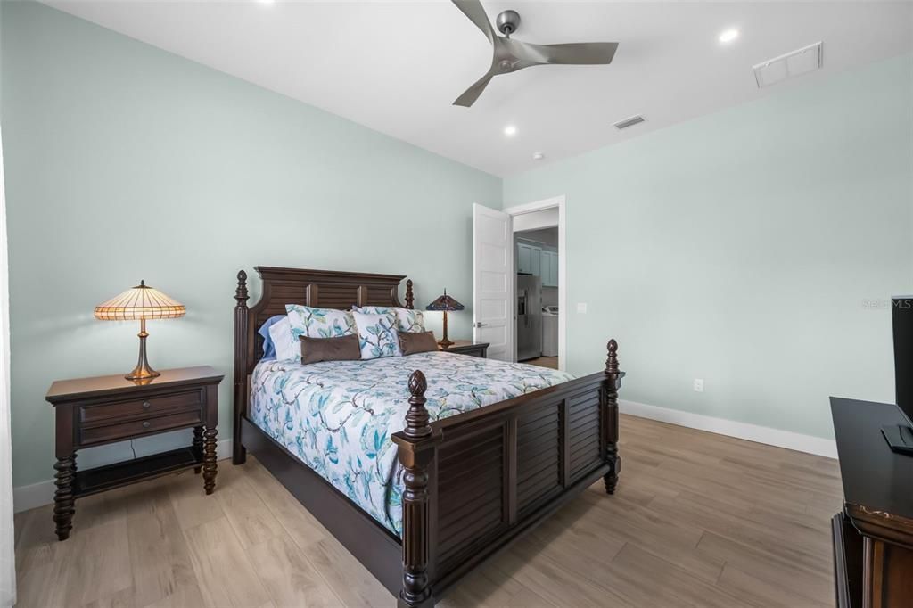 Active With Contract: $1,300,000 (4 beds, 2 baths, 2605 Square Feet)