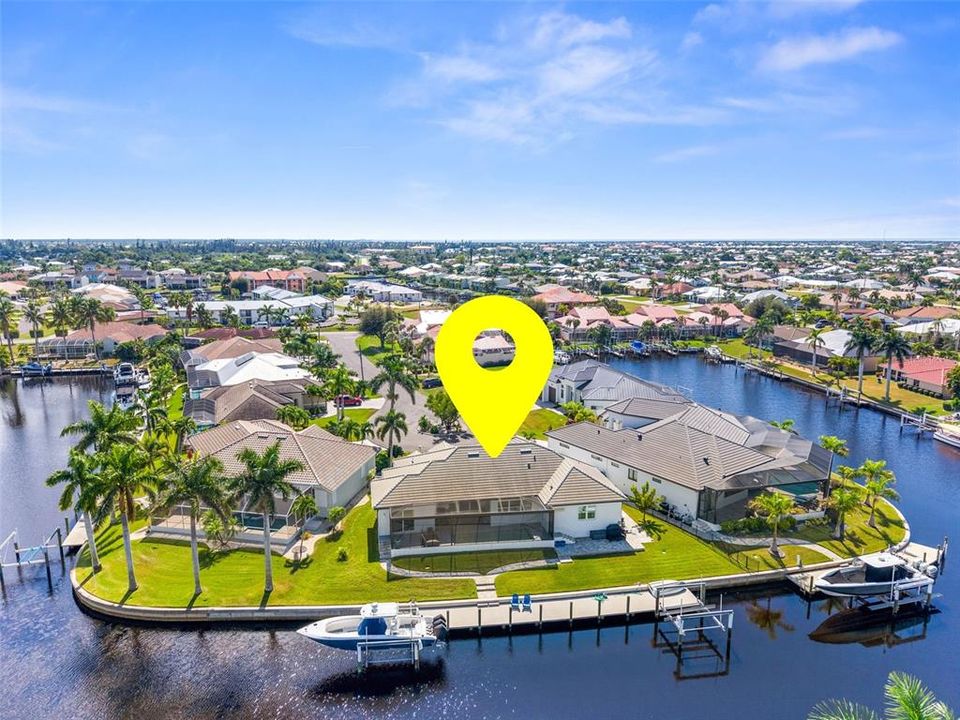 Active With Contract: $1,300,000 (4 beds, 2 baths, 2605 Square Feet)