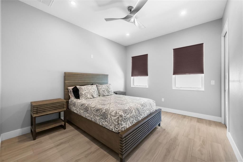 Active With Contract: $1,300,000 (4 beds, 2 baths, 2605 Square Feet)