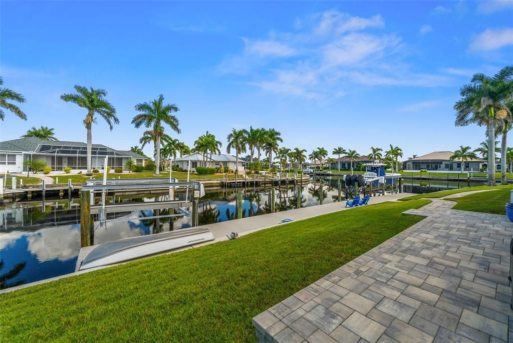 Active With Contract: $1,300,000 (4 beds, 2 baths, 2605 Square Feet)