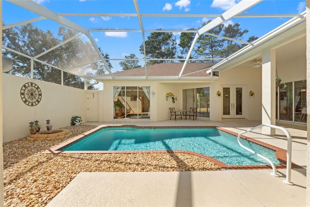 Active With Contract: $499,000 (3 beds, 3 baths, 2385 Square Feet)