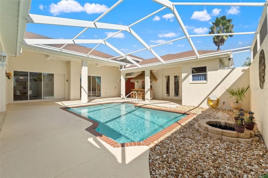 Active With Contract: $499,000 (3 beds, 3 baths, 2385 Square Feet)