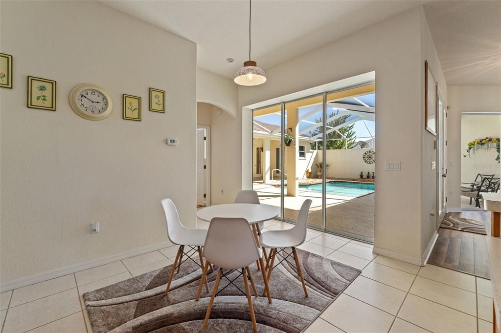 Active With Contract: $499,000 (3 beds, 3 baths, 2385 Square Feet)