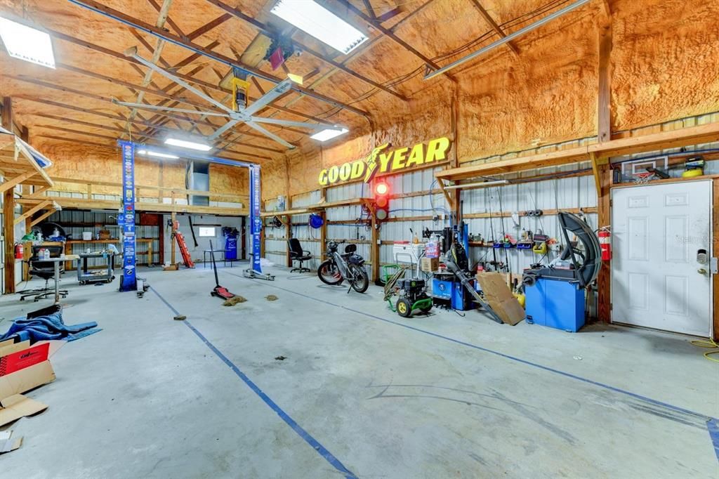 待售: $1,150,000 (3 贝兹, 2 浴室, 2000 平方英尺)