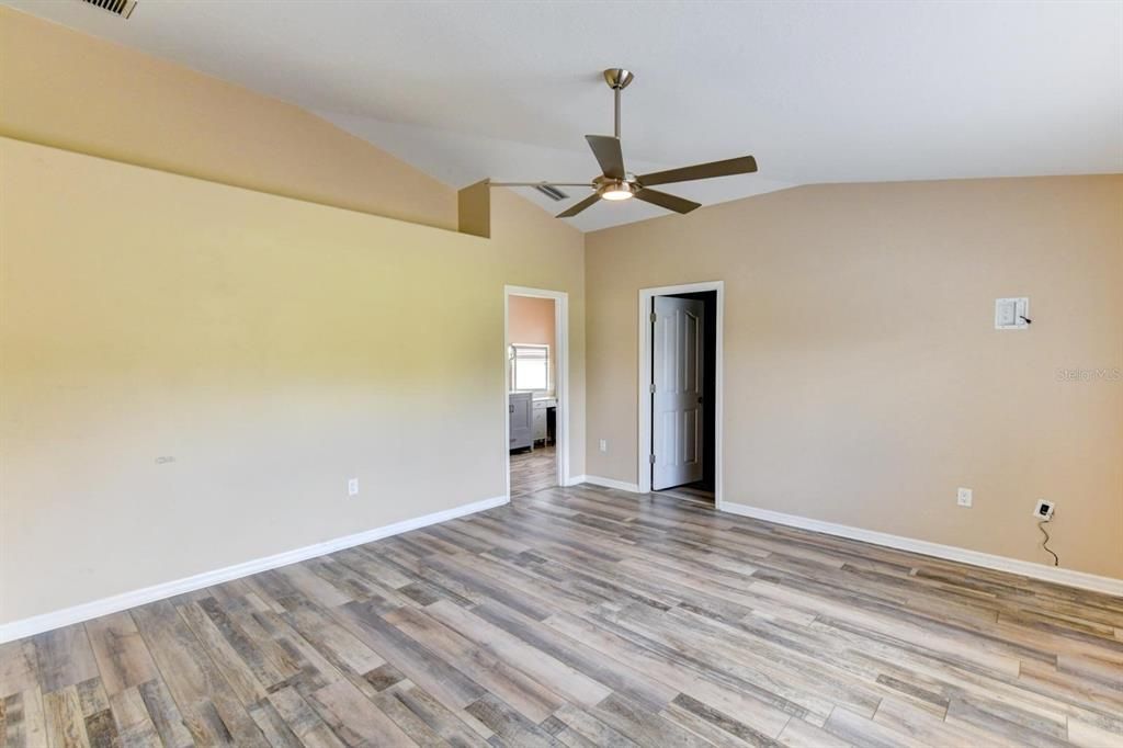 待售: $1,150,000 (3 贝兹, 2 浴室, 2000 平方英尺)