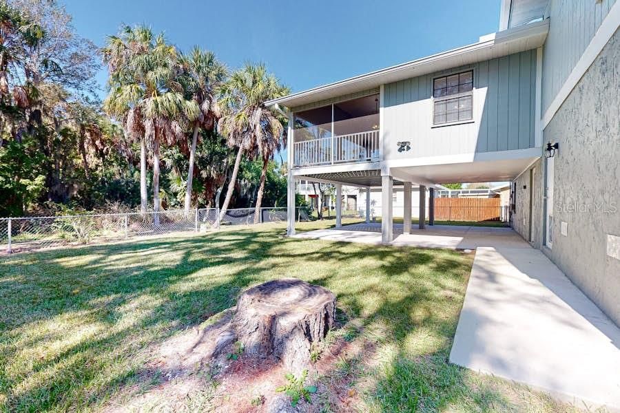 For Rent: $3,000 (3 beds, 2 baths, 1744 Square Feet)