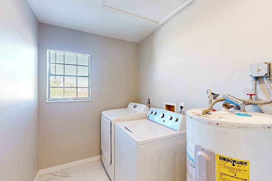 For Rent: $3,000 (3 beds, 2 baths, 1744 Square Feet)